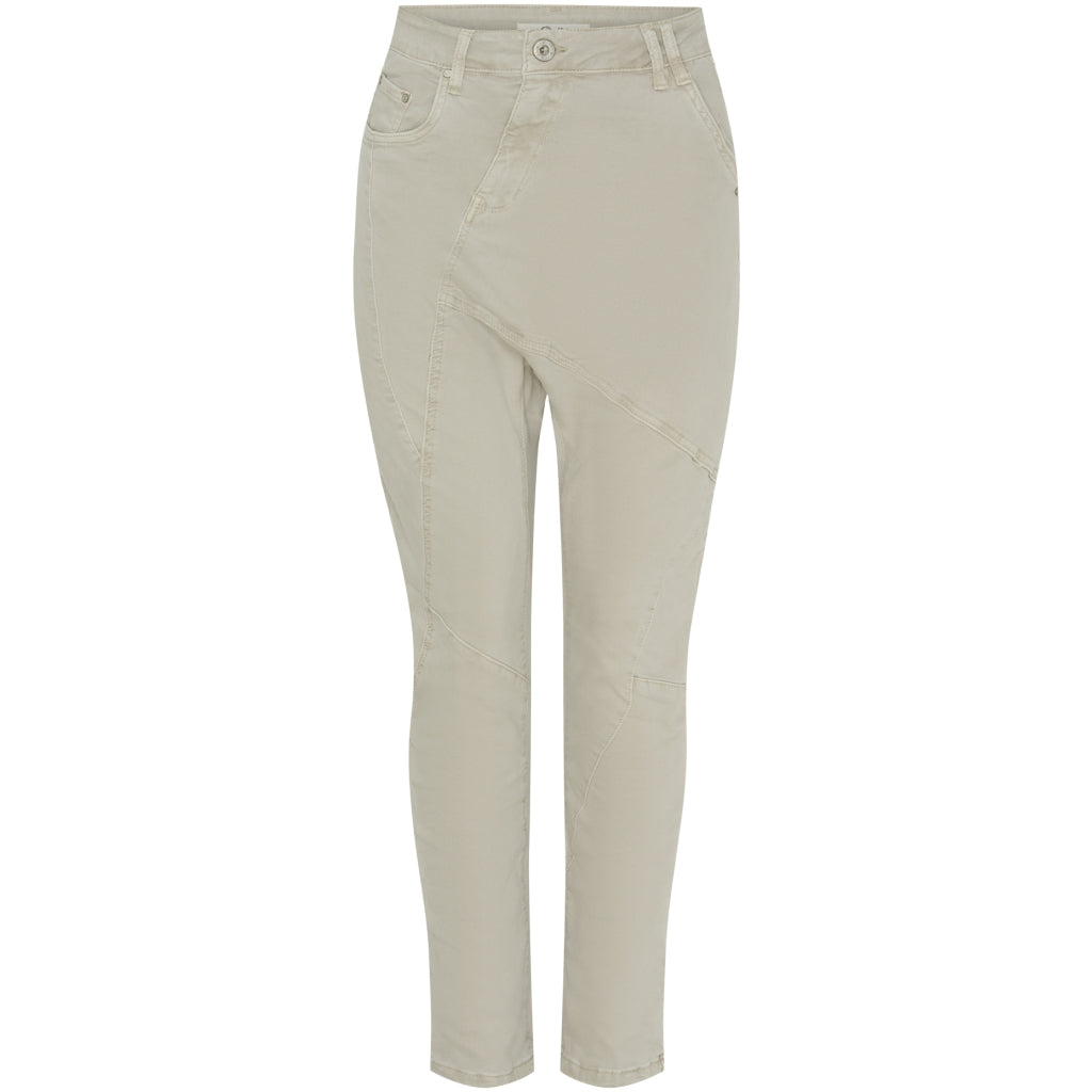 Beige Dame Jeans fra Jewelly – Udsalg til Sommer!