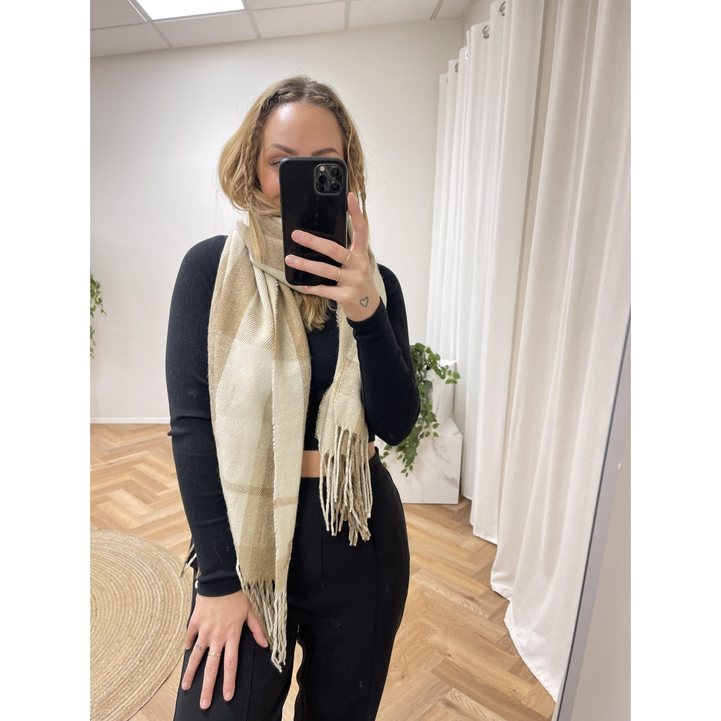 Elegant Ternet Brun Tørklæde til Dame – Must-Have Accessory